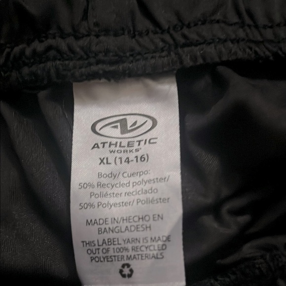 Kids Athletic Works Black Performance Shorts - Picture 4 of 5